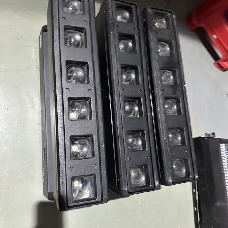 LED调焦长条摇头灯